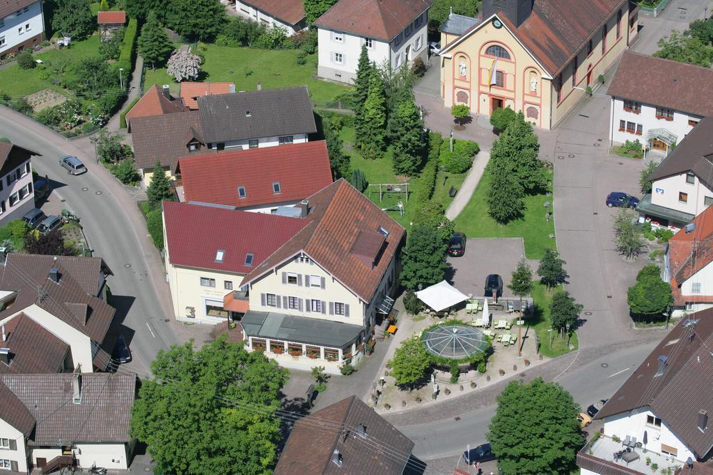 Gasthof Zur Traube Buehl  Luaran gambar